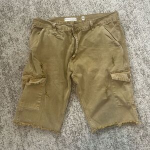 Evolution in Design Men’s Distressed Cargo Shorts 38
